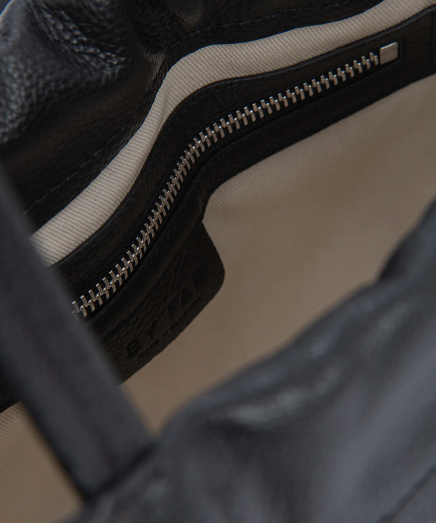 Malmo Small Grain Calf Leather